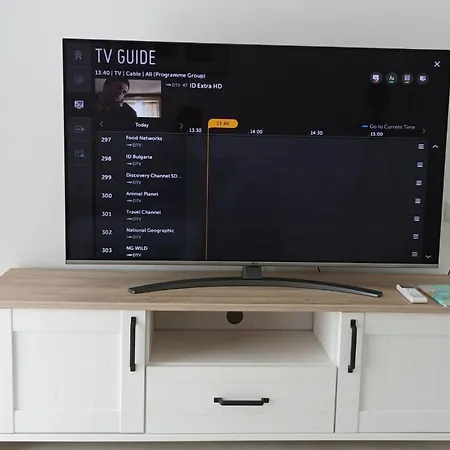 Jazz & Wine - Luxury Apartment By The Sea & Parking & Hbo & Netflix Varna Exterior photo